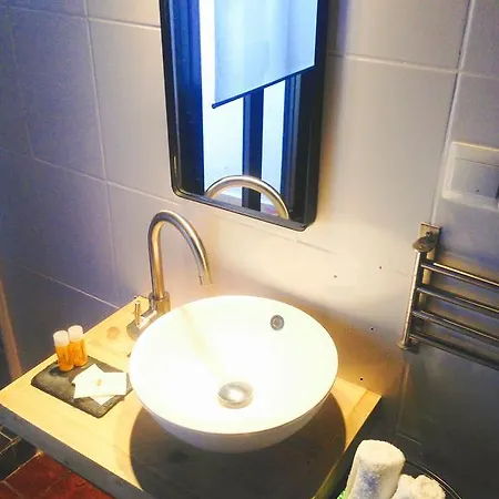 Tribeca Boutique 3* 马尔韦利亚