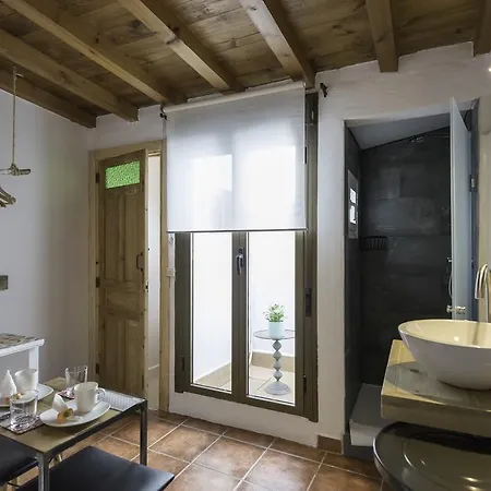 Tribeca Boutique Bed & Breakfast